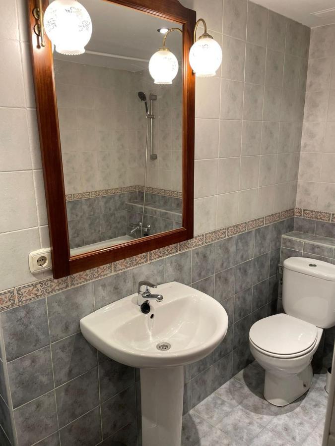 Precioso Y Acogedor Cerca De Pistas By Renttarter Apartment Incles Ngoại thất bức ảnh