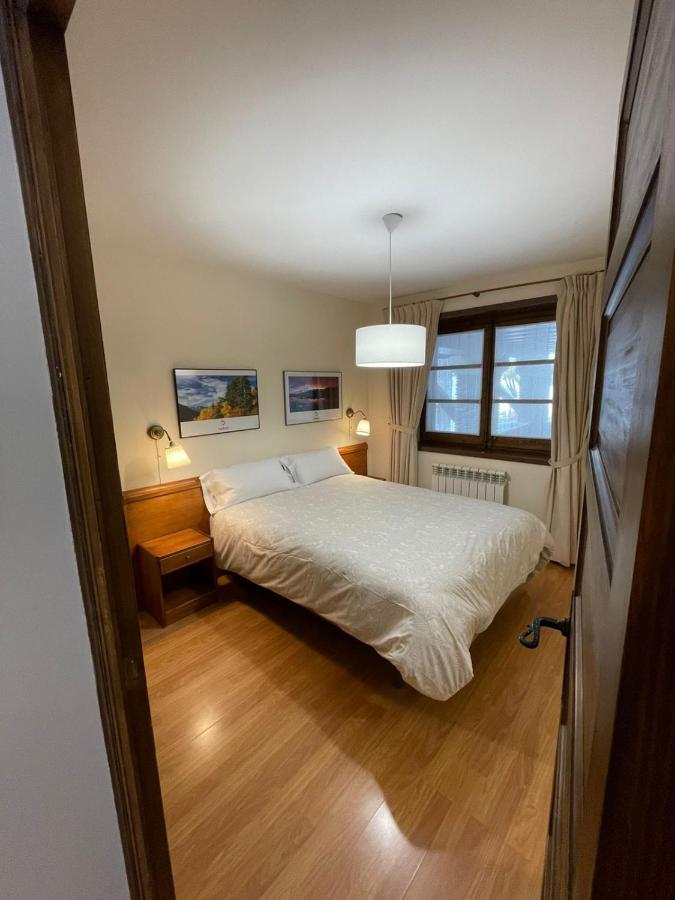 Precioso Y Acogedor Cerca De Pistas By Renttarter Apartment Incles Ngoại thất bức ảnh